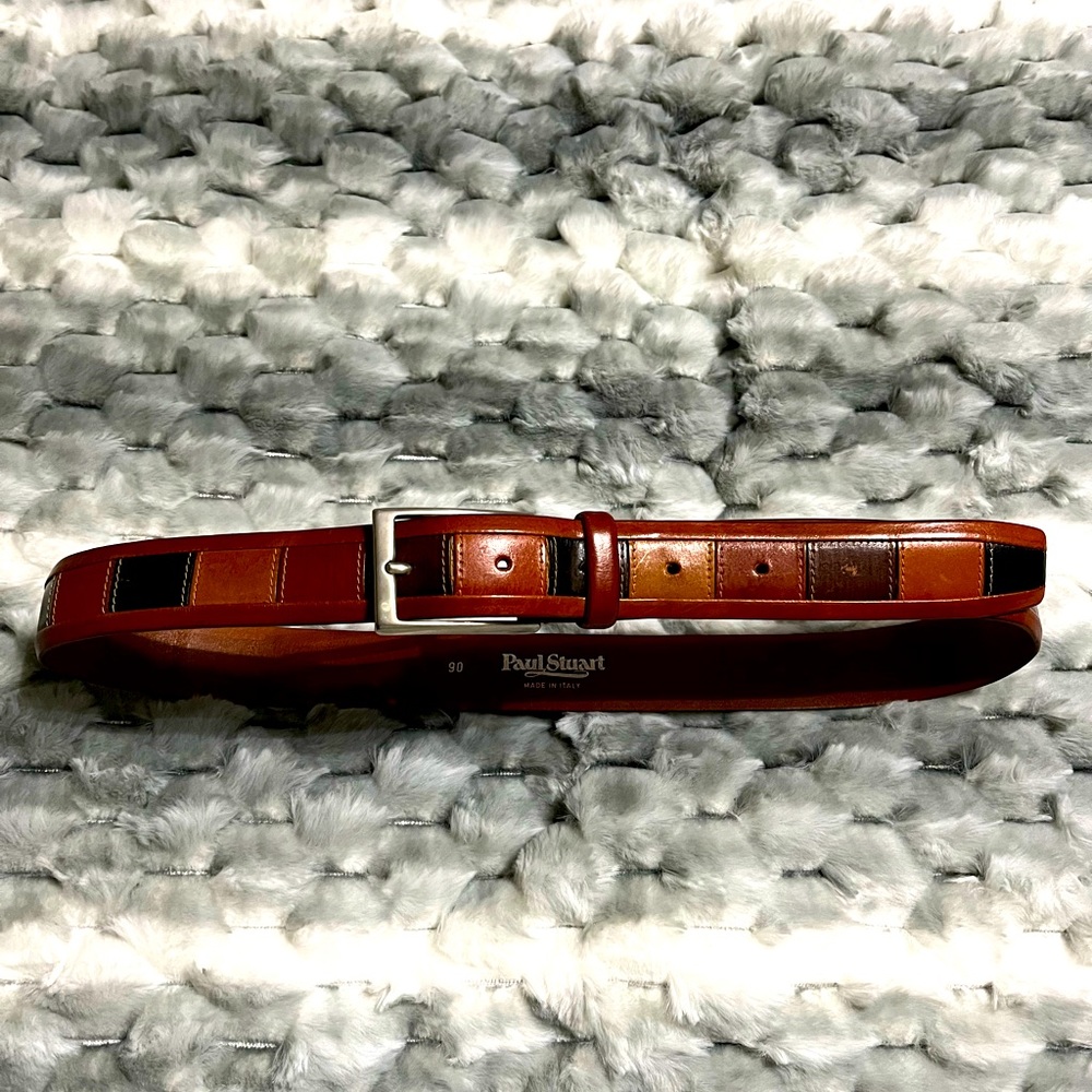 PAUL Stuart Men’s belt size .90
